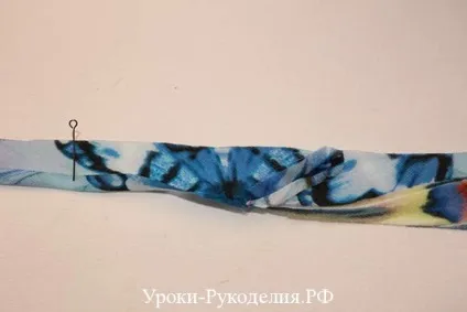 Майстер-клас як обробити горловину шифонової блузки косою Бейко - уроки рукоділля (горловину) Майстер-клас як обробити горловину шифонової блузки косою Бейко - уроки рукоділля
