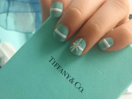 Манікюр в стилі Тіффані, створення дизайну нігтів від tiffany (стилі) Манікюр в стилі Тіффані, створення дизайну нігтів від tiffany