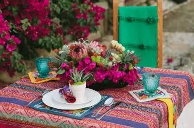 Мексиканська вечірка - свято смаку і веселощів (веселощів) Мексиканська вечірка - свято смаку і веселощів