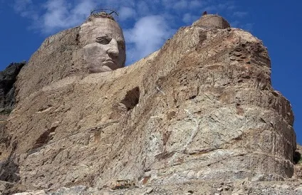 Меморіал шаленого коня