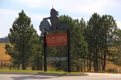 Меморіал шаленого коня (crazy horse memorial) в сша - туристичний портал - світ гарний! (Меморіал) Меморіал шаленого коня (crazy horse memorial) в сша - туристичний портал - світ гарний!