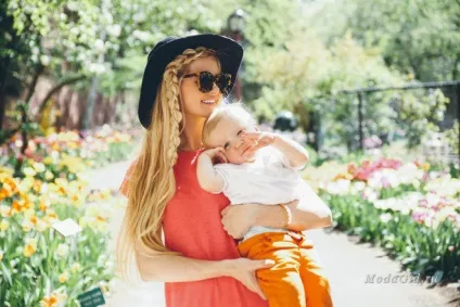 Модні зачіски складні коси і витіюваті плетіння з блогу «barefoot blonde» фото і відео уроки (кожного боку голови) Модні зачіски складні коси і витіюваті плетіння з блогу «barefoot blonde» фото і відео уроки