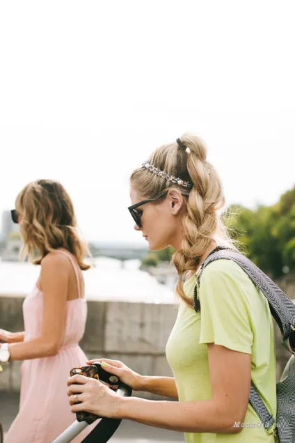 Модні зачіски складні коси і витіюваті плетіння з блогу «barefoot blonde» фото і відео уроки (зачіски) Модні зачіски складні коси і витіюваті плетіння з блогу «barefoot blonde» фото і відео уроки