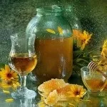 Настоянка на меду горілки (спирту, самогону) - кращі рецепти (спирту) Настоянка на меду горілки (спирту, самогону) - кращі рецепти