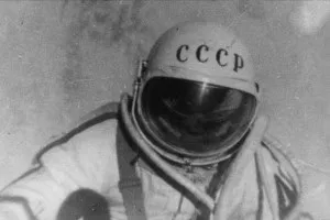 Нещасливий Аполлон як екіпаж знаменитого космічного корабля - Аполлон-13 - зумів залишитися в (Аполлон) Нещасливий Аполлон як екіпаж знаменитого космічного корабля - Аполлон-13 - зумів залишитися в