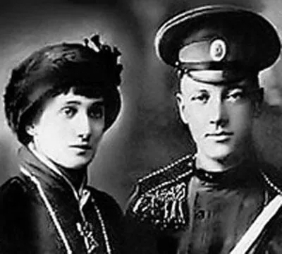 Микола Гумільов біографія