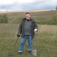 Облицювання цоколя фундаменту бетонною плиткою з фактурою «рваний камінь», школа ремонту, школа (бетонна плитка) Облицювання цоколя фундаменту бетонною плиткою з фактурою «рваний камінь», школа ремонту, школа