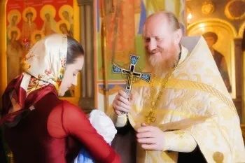 Обов'язки хрещеної матері при хрещенні і по життю (матері) Обов'язки хрещеної матері при хрещенні і по життю