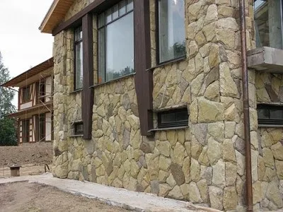 Послуги з облицювання фасадів натуральним каменем своїми руками (натуральним) Послуги з облицювання фасадів натуральним каменем своїми руками