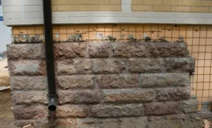 Послуги з облицювання фасадів натуральним каменем своїми руками (облицювання) Послуги з облицювання фасадів натуральним каменем своїми руками