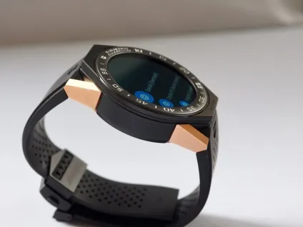 Огляд годин tag heuer connected modular 45 (Heuer Connected Modular) Огляд годин tag heuer connected modular 45