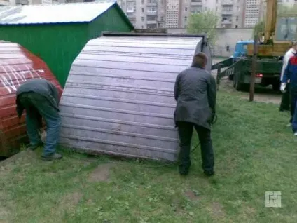 Один із способів побудувати міні гараж для мотоцикла своїми руками з використанням дешевого (будови) Один із способів побудувати міні гараж для мотоцикла своїми руками з використанням дешевого
