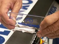 Основні прийоми підготовки ковзної поверхні лиж циклу або парафін (управління ковзанням лижі) Основні прийоми підготовки ковзної поверхні лиж циклу або парафін