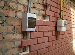 Оздоблення цегляного будинку сайдингом своїми руками загальні відомості, способи кріплення, варіанти (сайдингом) Оздоблення цегляного будинку сайдингом своїми руками загальні відомості, способи кріплення, варіанти