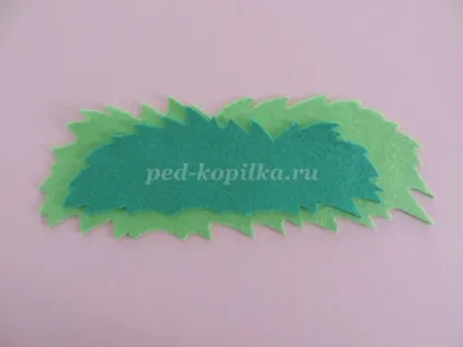Панно з текстильних матеріалів «курочка з курчатами» (вирізаємо коло діаметром) Панно з текстильних матеріалів «курочка з курчатами»