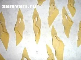 Печиво хмиз (вергуни, хрустікі) (печиво) Печиво хмиз (вергуни, хрустікі)