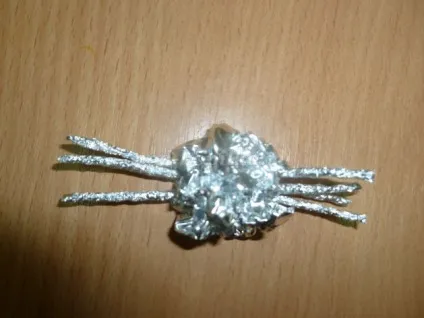 Павучок з фольги своїми руками (руками) Павучок з фольги своїми руками