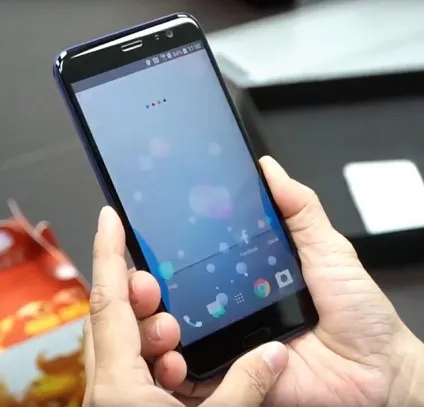 Перший погляд на htc u 11