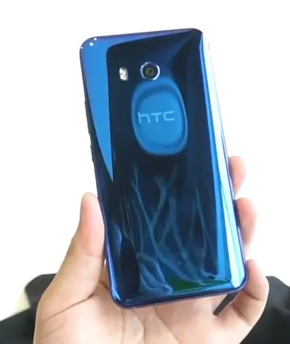 Перший погляд на htc u 11