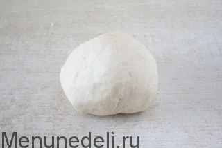Піца з помідорами і сиром (рецепти піци) Піца з помідорами і сиром