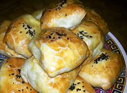 Пиріжки з листкового тіста з різними начинками, рецепти з фото (охолонути подавати гарячим чаєм) Пиріжки з листкового тіста з різними начинками, рецепти з фото