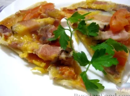 Піца з сиром ковбасою і солоними огірками рецепт з фото, блог кулінара (піца) Піца з сиром ковбасою і солоними огірками рецепт з фото, блог кулінара