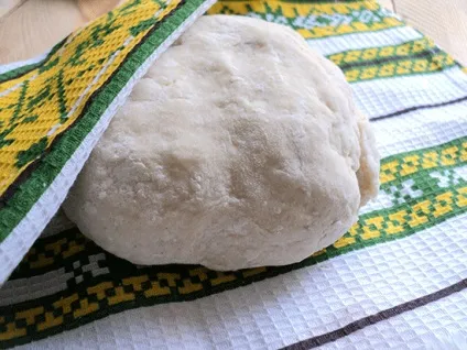 Пиріжки з картоплею і цибулею на сковороді (картоплею) Пиріжки з картоплею і цибулею на сковороді