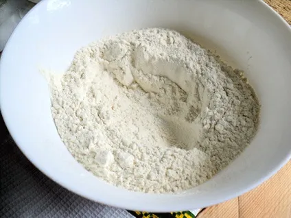Пиріжки з картоплею і цибулею на сковороді (картопля) Пиріжки з картоплею і цибулею на сковороді