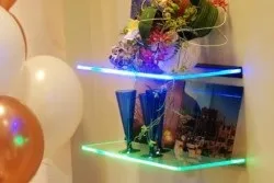 Підсвічування скляних полиць покрокова інструкція (вище маніпуляції всіх) Підсвічування скляних полиць покрокова інструкція