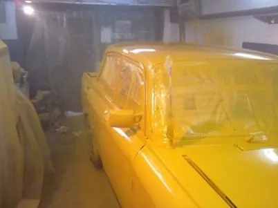 Фарбування автомобіля москвич (великих плоских поверхонь) Фарбування автомобіля москвич