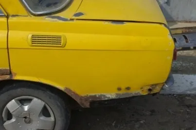 Фарбування автомобіля москвич (20-30 хвилин пауза) Фарбування автомобіля москвич