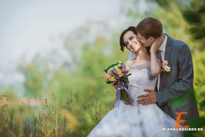 Позування на весіллі і лав сторі (позування) Позування на весіллі і лав сторі
