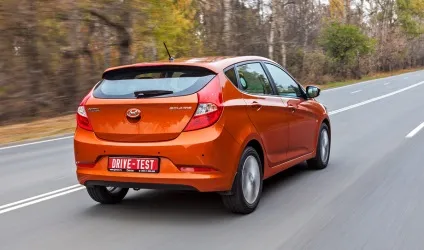 Наводимо оновлений hyundai solaris в лігво конкурентів (solaris) Наводимо оновлений hyundai solaris в лігво конкурентів