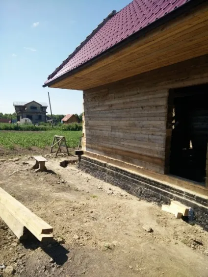 Прибудова котельні до будинку, сибірське домоволодіння