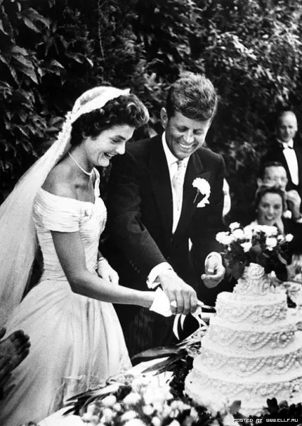 15 Славних весільних суконь (60 фото) (Лайфхак) 15 Славних весільних суконь (60 фото)