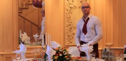 Ресторан для маленької весілля - все по вищому розряду! Майстерня наречених (вищого) Ресторан для маленької весілля - все по вищому розряду! майстерня наречених