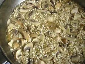 Різотто з куркою і грибами (Ектор) Різотто з куркою і грибами