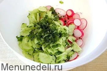 Рецепт салату з редькою, огірком і кунжутом (рецепти з редиски) Рецепт салату з редькою, огірком і кунжутом