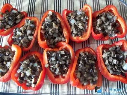 Рецепт перець фарширований грибами