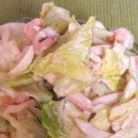 Салат з креветками і кальмарами