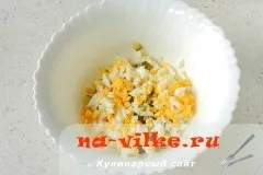 Салат ромашка з куркою і яйцем - рецепт з фото (рецепт) Салат ромашка з куркою і яйцем - рецепт з фото