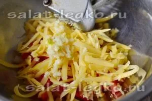 Салат з кальмарів з помідорами і сиром (салат) Салат з кальмарів з помідорами і сиром