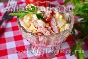 Салат з кальмарів з помідорами і сиром (сир) Салат з кальмарів з помідорами і сиром