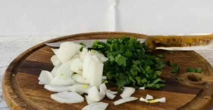 Салат з кульбаб користь і шкода, кілька рецептів