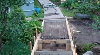 Садові доріжки своїми руками з малими витратами (руками) Садові доріжки своїми руками з малими витратами