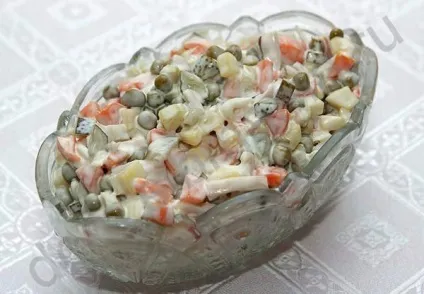 Салати з кальмарами
