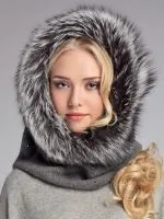 Шапка з вуаллю