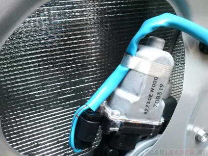 Шумоізоляція автомобіля обклеюємо двері, ставимо акустику kicker (Nissan Bluebird Axis) Шумоізоляція автомобіля обклеюємо двері, ставимо акустику kicker