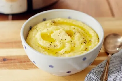 Скільки і як варити кукурудзяну кашу (варити) Скільки і як варити кукурудзяну кашу