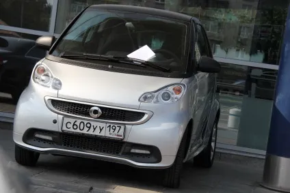 Смарт фоту (smart fortwo) з фейсліфтингом російської подружці (fortwo) Смарт фоту (smart fortwo) з фейсліфтингом російської подружці